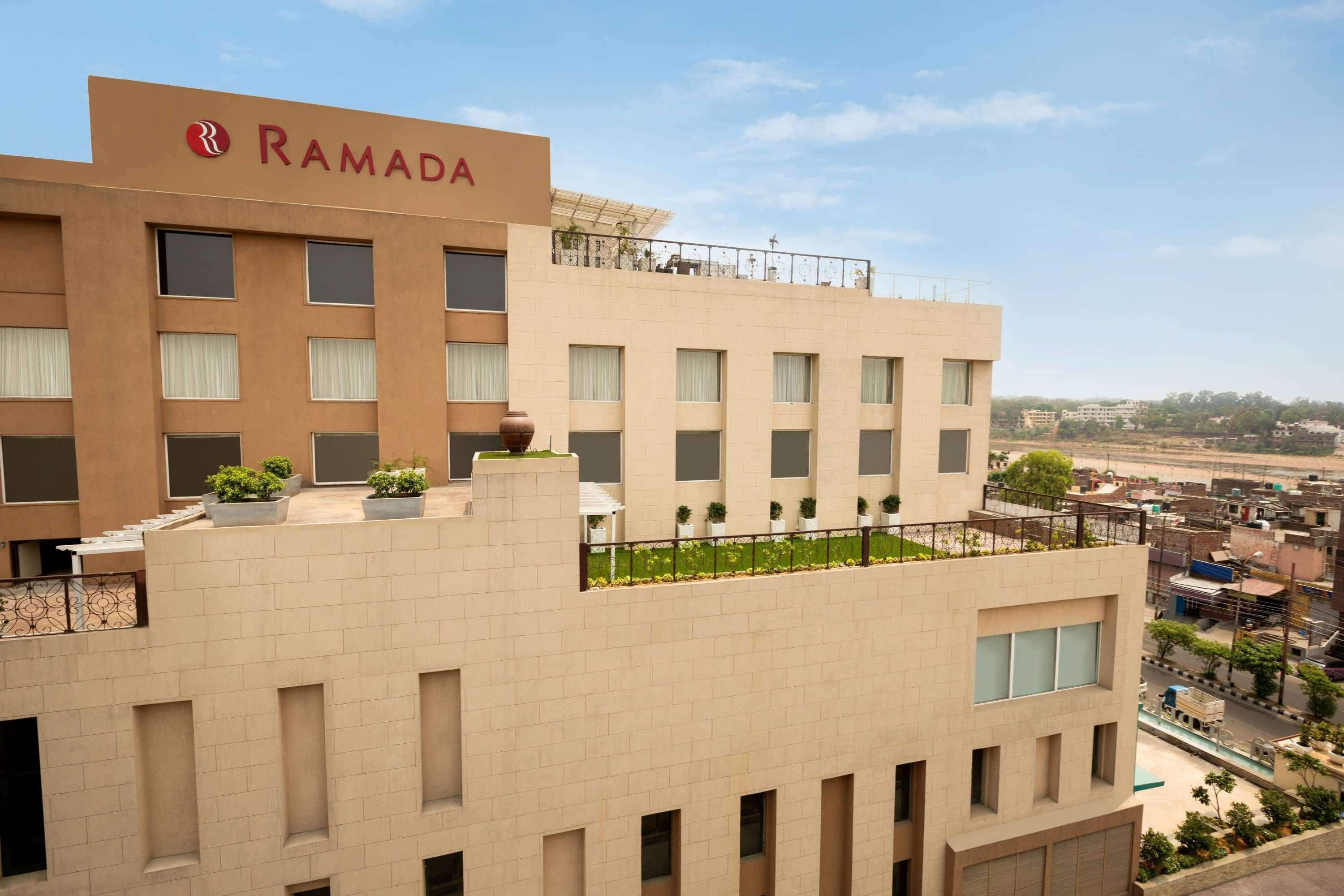 Vivanta Jammu City Centre Exterior photo