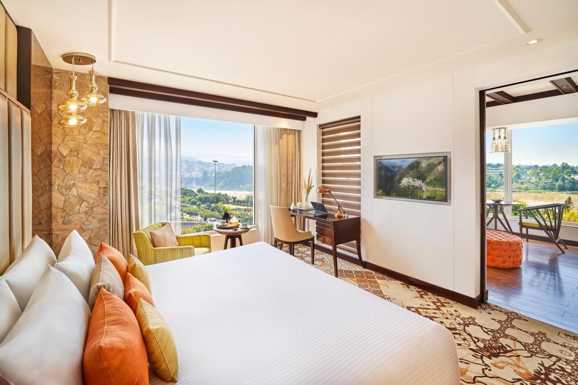 Vivanta Jammu City Centre Exterior photo