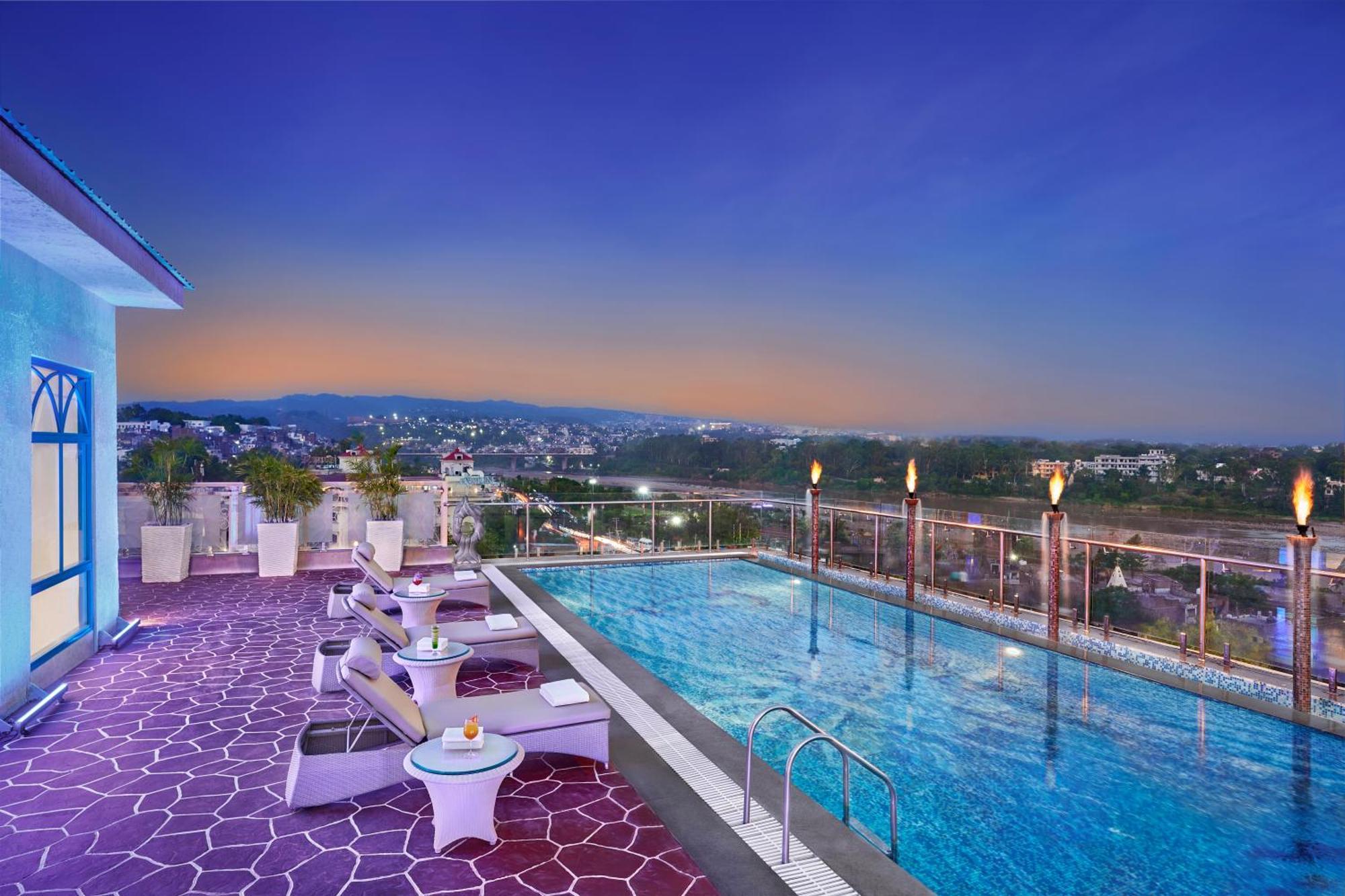 Vivanta Jammu City Centre Exterior photo